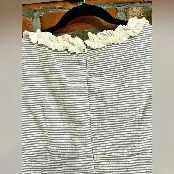 London Times Seersucker Ruffled Dress Size 4 - Picture 6 of 7